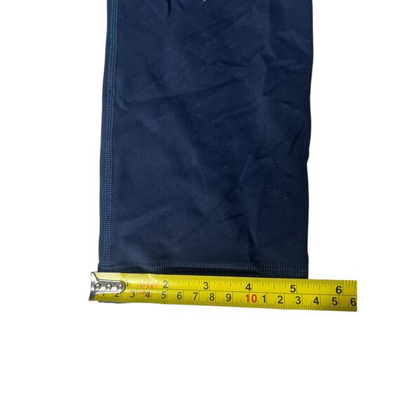 Lululemon Women’s Align Crop Navy Leggings *Dimensions In Pictures* - Picture 5 of 6